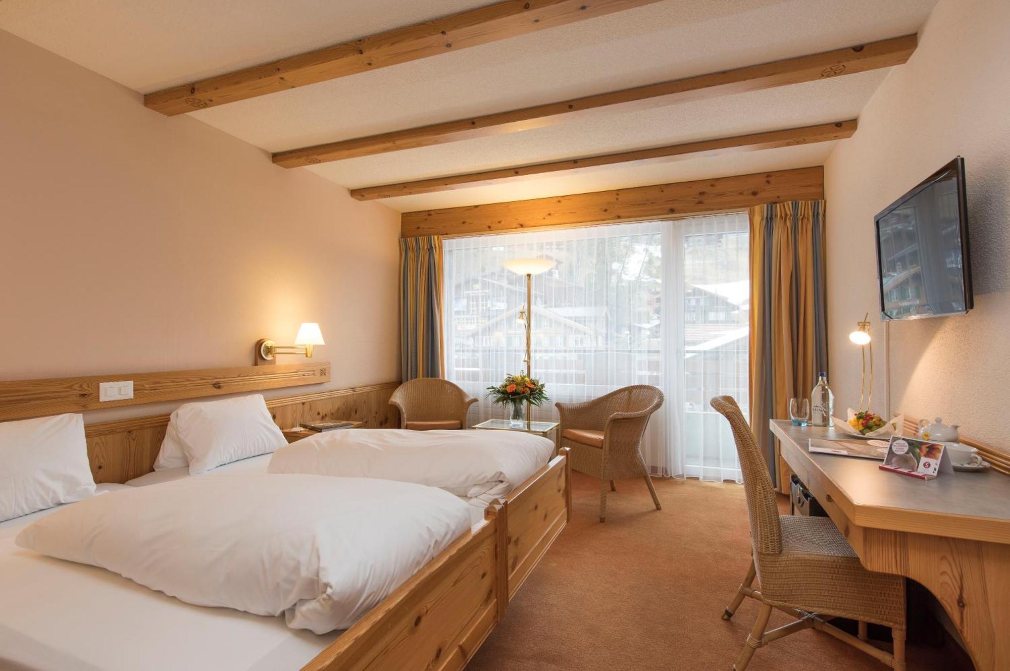 Standard Double Room,1345077068:JPEG